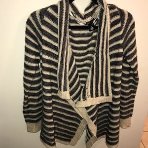 STRIPPED CARDIGAN